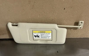 ✅2006-2007 Mercedes-Benz C280 Passenger Right Sun Visor Beige #2831 - Picture 1 of 3