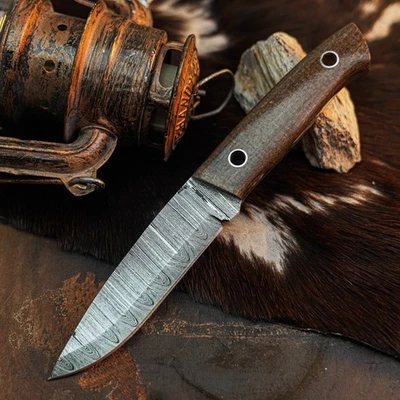 Gift-Ready 8.9" Damascus / Steel Knife Full Tang Hunt it Hunt + Leather Sheath - Image 1 of 4