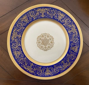 8 Chateau Czechoslovakia Cobalt Blue/Gold Scrolls Dinner Plates Excellent - Picture 1 of 21