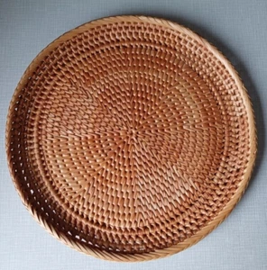 Geflochtenes rundes Tablett aus Weide / dekoratives Tablett - Bild 1 von 5