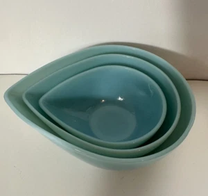 Vintage Fire King Delphite Blue Swedish Teardrop Mixing Bowl Set of 3 - Picture 1 of 13