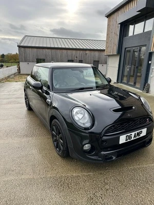 Mini Cooper S - Excellent Condition - Image 1 of 4