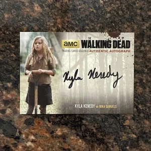 2016 The Walking Dead Season 4 Kyla Kenedy (Mika Samuels) #KK2 - Autograph - Picture 1 of 2