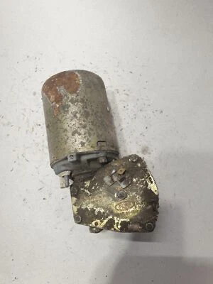 FORD TAUNUS Coupe Wiper motor 72BB-17B571 1983 22609405 - Изображение 1 из 4