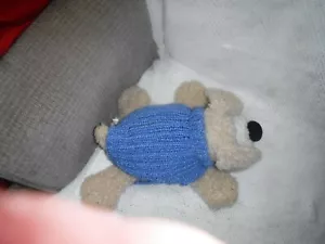 HAND KNIT ACRYLIC 8" PET SWEATER - BLUE WITH SILVER GLITTER - NEW - Picture 1 of 4