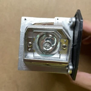 GENUINE ORIGINAL OEM OSRAM P-VIP 240/0.8 E20.8 For MANY PROJECTORS 2LU - Picture 1 of 5