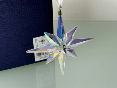 Swarovski Figurine 5403200 Poinsettia 2018 Aurora 10.6cm. with original packa... - Image 1 of 4