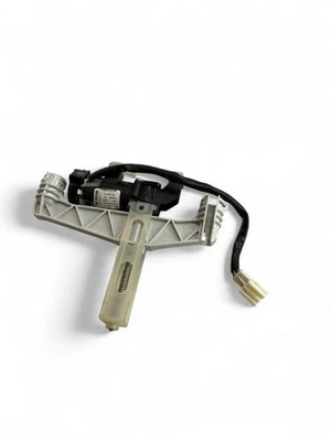 Mercedes-Benz GLC X253 C253 2018 Right  Seat adjustment motor UTO73996 - Image 1 of 4