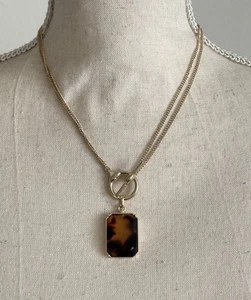 Ralph Lauren Gold-Tone Brown Tortoise Pendant Necklace | Toggle Clasp | - Picture 1 of 4