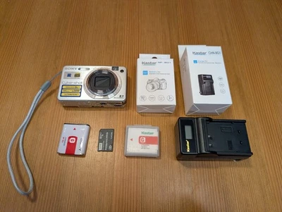 Sony CyberShot DSC-W150 8.1MP Digital Camera w/ 2 Batteries Card Charger TESTED - Image 1 of 4