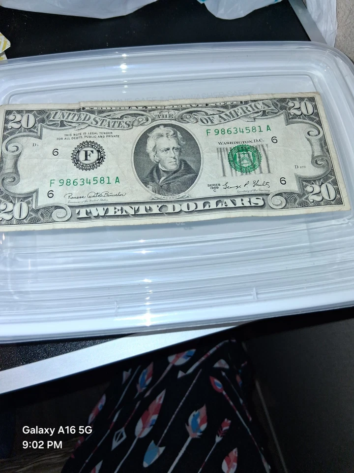 Series 1969 20$ Dollar Bill Federal Reserve Note - Image 1 of 4