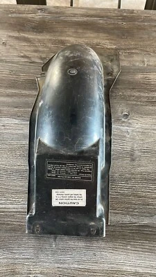 Guardabarros guardabarros interior trasero para Kawasaki GPZ305 GPZ 305 1983  Foto 1 de 2