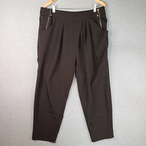 City Chic Pants Womens Size 14 Black Relaxed Tapered Pleated Pockets Zip Accent - Picture 1 of 11