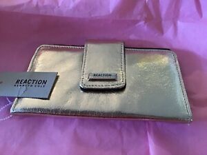 Kenneth Cole Reaction Women's Whitney Wallet Organizer - Gold -Brand New
