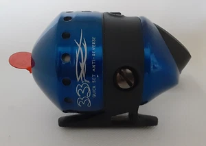 CARRETE SPINCAST ZEBCO 33 azul carcasa metálica nueva preenrollado prueba 10 lb - Imagen 1 de 3