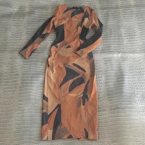 House of CB Cassidy Dress Women’s SZ Small Brown Print Midi Bodycon Retail $179 - Picture 1 of 19