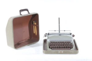 Old Typewriter Vintage Portable Typewriter Case Optima Elite 3 GDR - Picture 1 of 12