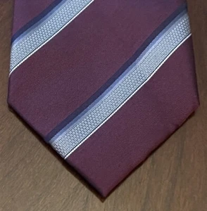 Kenneth Cole Reaction 100% Polyester Men’s Neck Tie Made In China - Picture 1 of 10
