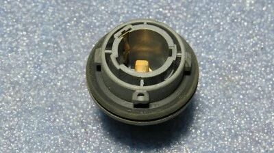 Mazda 3 6 323 626 Xedos 6 9 - Lampenträger Stanley — 第 1/4 张图片