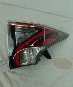 ✅ 2016 2017 2018 TOYOTA PRIUS RH RIGHT REAR OUTER HALOGEN TAIL LIGHT OEM - Picture 1 of 4