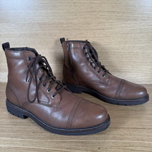Clarks Men’s Ankle Boots Size 8 UK ‘Batcombe Cap’ Brown Side Zip Boot (EUR 42) - Picture 1 of 16