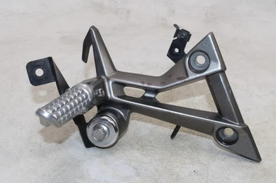 13-17 KAWASAKI NINJA 300 EX300A OEM CLAVIJA TRASERA DERECHA PASAJERO Foto 1 de 4