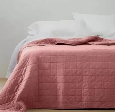 Casaluna ~ Full/Queen ~ Heavyweight Linen Blend Quilt ~ Rose  - Image 1 of 3