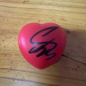 Bola Roja de Concierto Firmado Autografiado BTS SUGA Usado Raro Colección K-POP B - Imagen 1 de 1