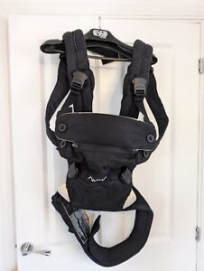Nuna Baby Carrier - Black/Night New Other