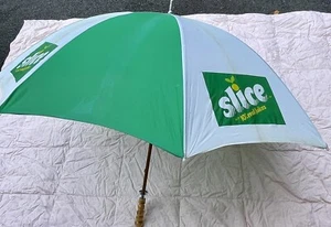 Vintage 80er Jahre Slice Soda großer Regenschirm - grün - Bild 1 von 6