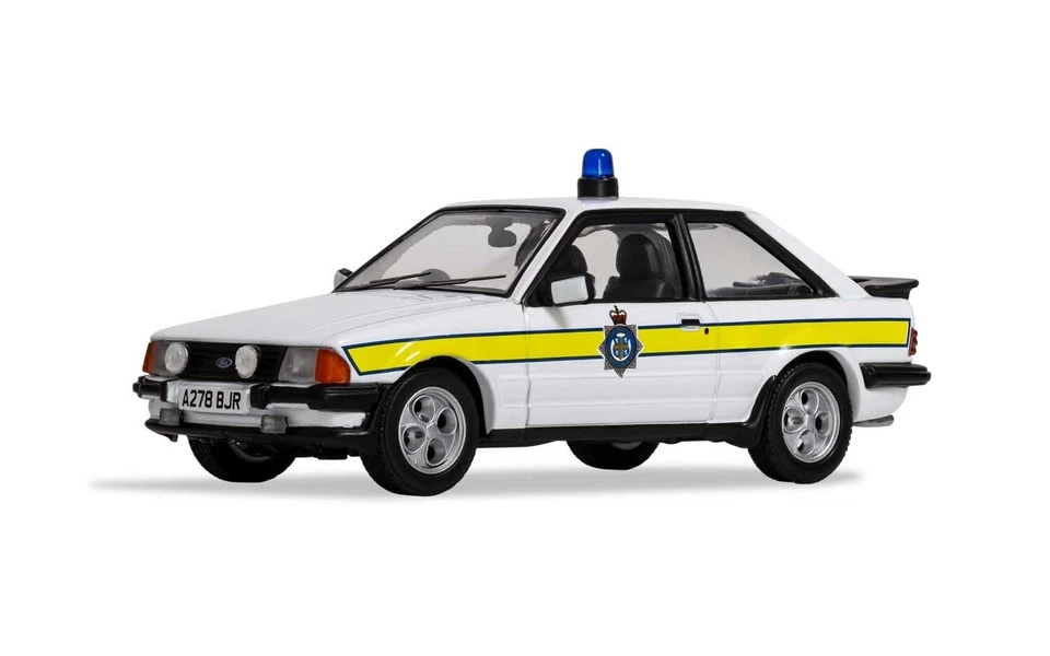Modellino auto Vanguards scala 1:43 FORD ESCORT MK3 XR3i DURHAM POLICE polizia - Immagine 1 di 1
