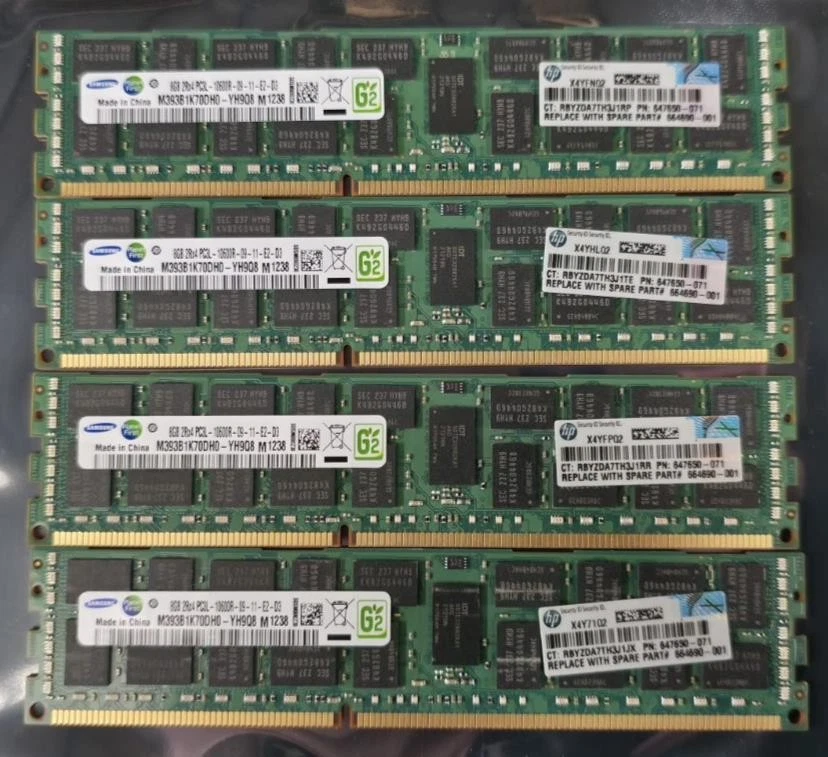 Samsung 32GB (4x8) M393B1K70DH0-YH9Q8 PC3L-10600R-09-11-E2-D3 Server Memory 2Rx4 - Image 1 of 3