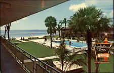 Fort Myers Beach Florida Holiday Inn swimming pool unused vintage postcard