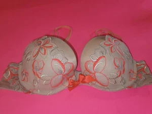 Victoria's Secret Very Sexy Colorful Floral Lace Tagless Push-Up Bra Size 34B - Picture 1 of 7