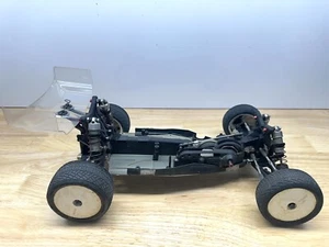 Losi 22-4 2.0 escala 1/10 4x4 buggy rodillo/chasis rodante pieza de radiocontrol #11493 - Imagen 1 de 13