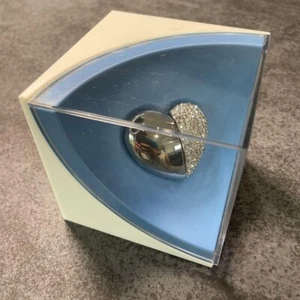 PHILIPS x SWAROVSKI memoria USB 1 GB battito cardiaco FM01SW40/12 colore argento GIAPPONE NUOVO - Foto 1 di 12