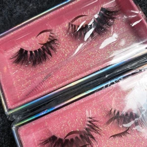 Diamond Lashes Black + Brush Set x 2 SEALED - Picture 1 of 16