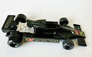 John Player Special #5 Lotus 78 Diecast Race Car Black and Gold 1/64 Scale