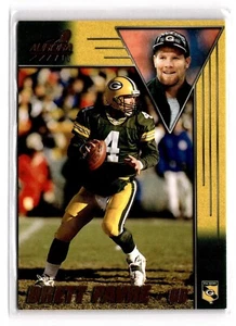 1998 Pacific Aurora Brett Favre #61 Green Bay Packers  - Picture 1 of 2