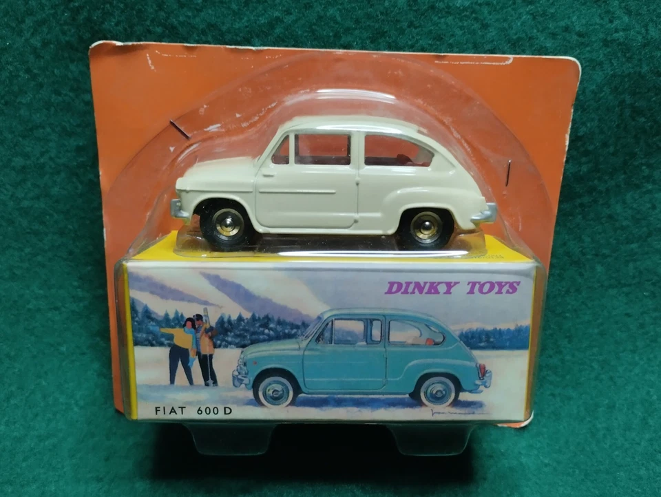 Modellino Auto Die Cast De Agostini FIAT 600 D DINKY TOYS # - Immagine 1 di 1