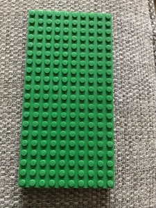 Lego Vintage Thick Base Plate Green 10 studs x 20 studs 10 x 20 - 1cm Thick (WB) - Picture 1 of 2