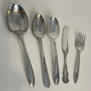 Antique Vintage Lot Of 5 Silverplate Flatware Pieces Mixed Patterns - Picture 1 of 8