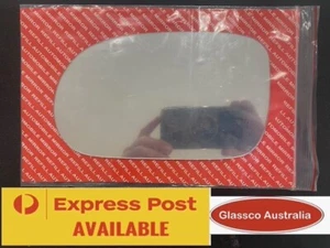 LEFT Passenger side CONVEX mirror glass for HONDA JAZZ (2002-2006) NO INDICATORS - Picture 1 of 4