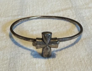 Retired James Avery Sterling Silver St Teresa Cross Hook On Bracelet - Picture 1 of 4