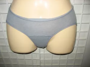 HANES - NEW - GIRL'S SIZE 8 - GRAY - DISCREET PERIOD PROTECTION HIPSTER PANTY - Picture 1 of 2
