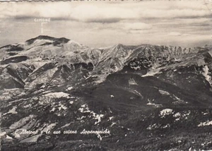 CARTOLINA *88 ABETONE POSTAIA L'ABETONE E LE SUE CATENE APPENNINICHE VIAGG. 1954 - Picture 1 of 2