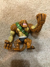 Ben 10 Alien ULTIMATE HUMUNGOUSAUR Action Figure Bandai 4” Toy