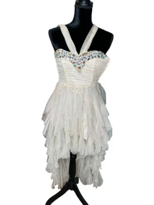 Vestido de graduación con cuentas marfil alto-bajo en cascada top con bandas brillo juvenil talla 5 Foto 1 de 4