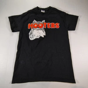 Vintage Hooters Restaurant "In Training" T-Shirt Herren Gr. Small - Bild 1 von 5