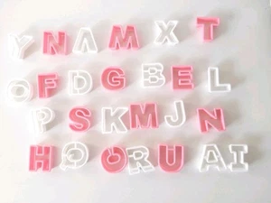 Buchstaben Ausstecher Fondant Ausstechform Kekse Kuchen Keksausstecher - Bild 1 von 2